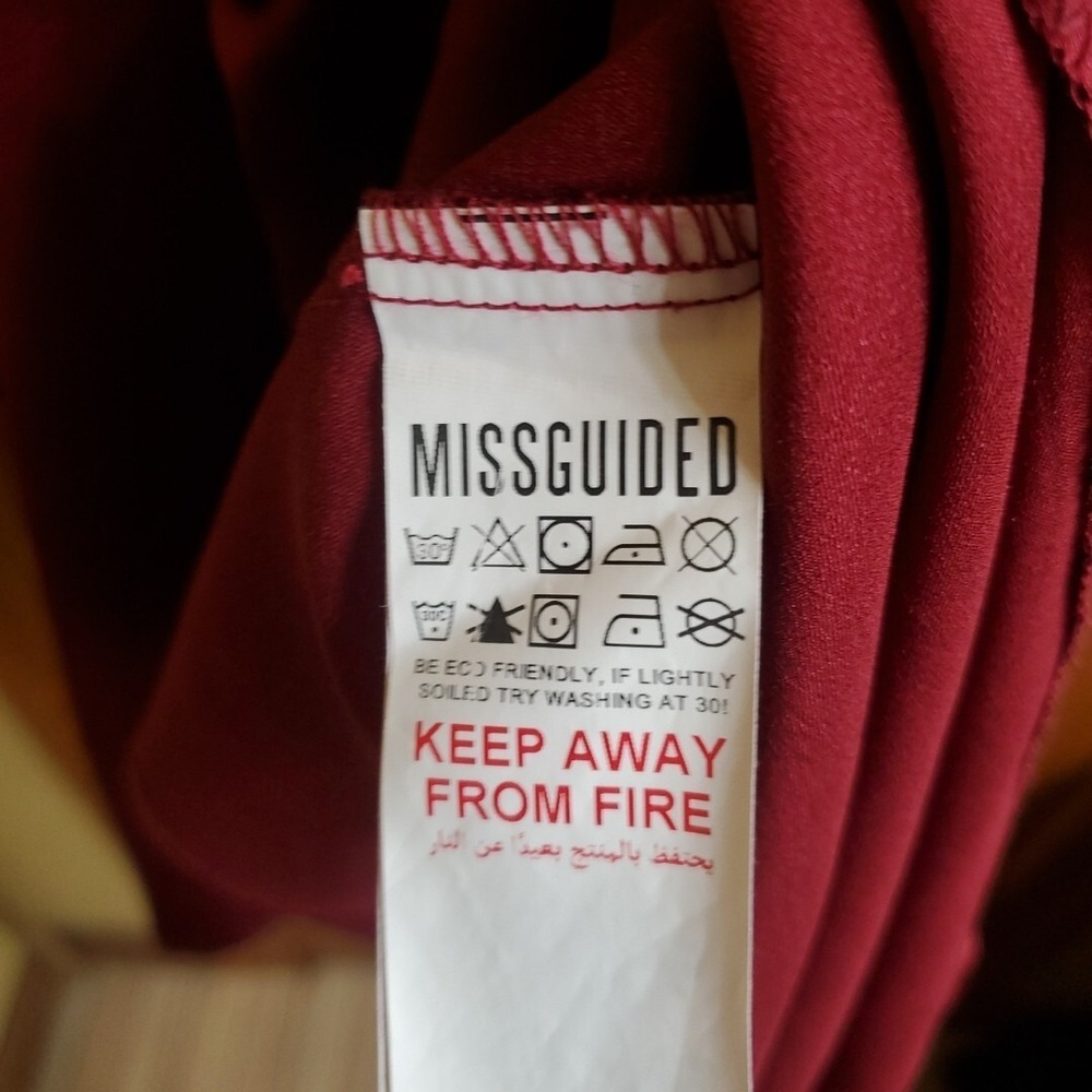 Missguided Satin Red Robe Size 4 - Picture 4 of 8